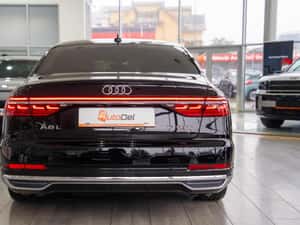 Audi A8 Semi-automată 449 HP Hibrid (B/E) — miniatura 6