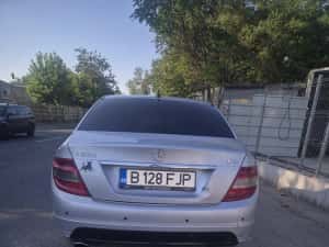 Mercedes c class w204 — miniatura 5