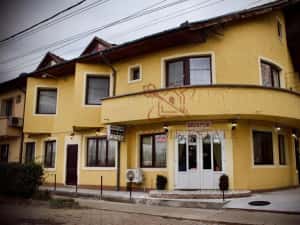 Pensiune 13 camere – oportunitate investiție cu randament — miniatura 1