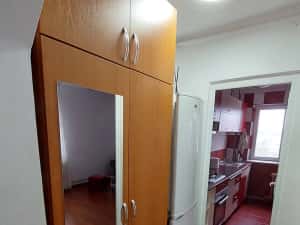 Apartament cu 2 camere in Mircea cel Batran-Lic.Economic de Turism — miniatura 4