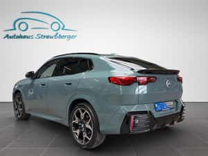 BMW X2 SUV 163 CP Diesel, 71.000 km, Automată, Verde — miniatura 4