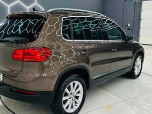 Volkswagen Tiguan 4X4 — miniatura 4