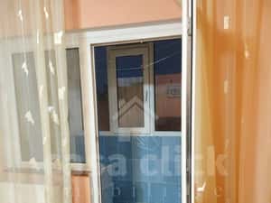 Apartament 2 camere, mobilat, balcon închis – Micro 18 — miniatura 4