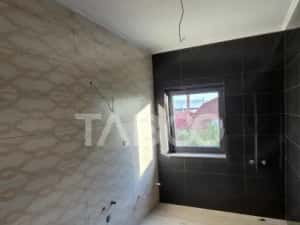 Apartament nou decomandat cu 3 camere de vanzare in Sebes — miniatura 6
