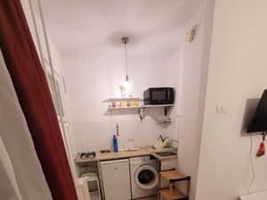Proprietar,inchiriez garsoniera in zona Piata ALBA IULIA — miniatura 6