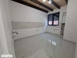 Apartament 4 Camere  in Vila , Centrala , Parcare , Totul Nou L352 — miniatura 6