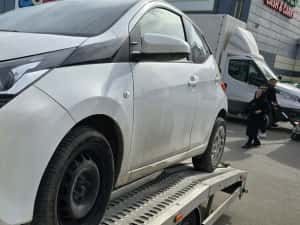 Far stanga / dreapta toyota aygo 2019-2022 — miniatura 9