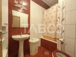 Apartament de vanzare 3 camere 2 bai etaj 1 zona Brana Selimbar — miniatura 8