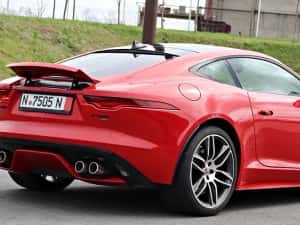 JAGUAR F-TYPE Facelift / 5.0 V8 450 CP / 4X4/R Dynamic/Meridian/Memori — miniatura 4
