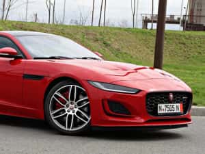JAGUAR F-TYPE Facelift / 5.0 V8 450 CP / 4X4/R Dynamic/Meridian/Memori — miniatura 9