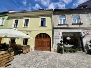 2 Camere - 60.7 mp - Centru - Istoric - Michael - Weiss — miniatura 1