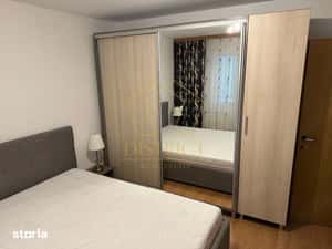 Apartament cu 3 camere, decomandat, etaj 1- Calea Girocului — miniatura 5