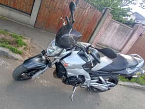 Motocicleta Suzuki GSR 600 - CarVertical — miniatura 3