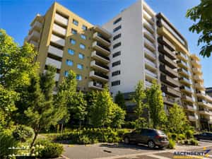 Decomandat, mobilat, elegant accesorizat, parcare, Urban Plaza,Brasov