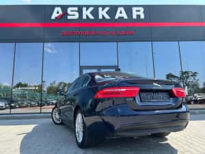 Vand Jaguar Xe 2019 Diesel 1999 cmc • Sector 1, Bucuresti — miniatura 6