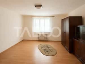 Casa individuala cu 2 corpuri COMISION 0% curte 900 mp in Cisnadioara — miniatura 5