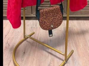 Jachetă din blană eco roșie + geantă animal print CADOU — miniatura 9