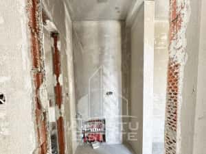 Apartamente cu 2 camere la etajul 1 in Giroc langa Lidl la asfalt — miniatura 9