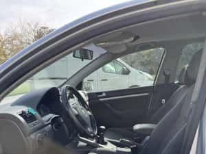 Volkswagen Golf 5 2.0 TDI 140 CP — miniatura 6