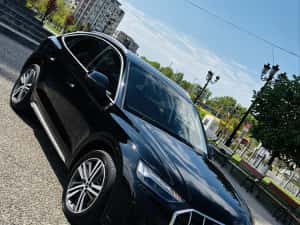 Audi Q5 Sport  Anul 2023