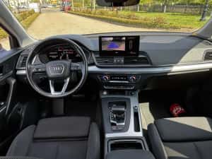 Audi Q5 Sport  Anul 2023 — miniatura 6