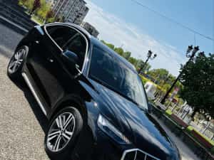 Audi Q5 Sport  Anul 2023 — miniatura 9