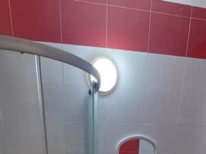 Apartament cu 3 camere de inchiriat-str Suceava-Cartierul Dambu — miniatura 5