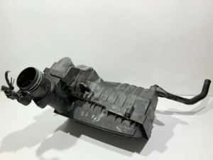 Carcasa filtru aer Volkswagen Passat B7 3C0129601CA 1.6 tdi CAY — miniatura 2