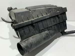 Carcasa filtru aer Volkswagen Passat B7 3C0129601CA 1.6 tdi CAY — miniatura 5