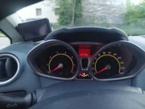 Ford Fiesta 1.25 Benzina Clima Navigatie. Schimb cu Juke — miniatura 6