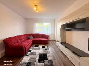 Apartament 2 camere zona Gradiste etaj1 pret  270 euro