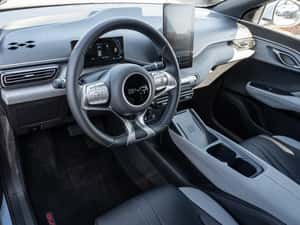 BYD DOLPHIN - Hatchback Electric Second Hand - 5.000 km — miniatura 7