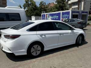 2019 Hyundai Sonata hybrid 2.0