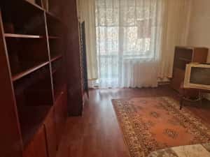 Ap 2 cam, etaj2 , decomandat,utilat,balcon,centrala, zona Spiru Haret — miniatura 7