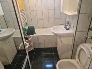 Ap 2 cam, etaj2 , decomandat,utilat,balcon,centrala, zona Spiru Haret — miniatura 8