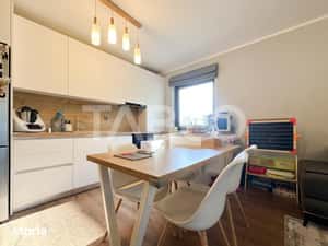 Apartament cu 3 camere de vanzare in cartierul Europa cu garaj — miniatura 4