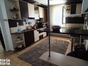 Apartament cu 2 camere pentru inchiriat — miniatura 2