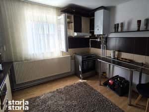 Apartament cu 2 camere pentru inchiriat — miniatura 3
