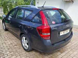 Kia Ceed Sw 1,4 benzină 2012 — miniatura 3