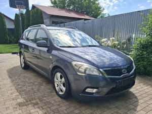 Kia Ceed Sw 1,4 benzină 2012 — miniatura 10