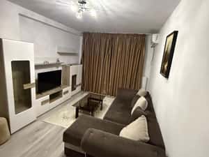 Apartament 2 camere, balcon și lift, 64mp — miniatura 5