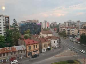 Apartament 3 camere, doua balcoane , central Pitesti — miniatura 3