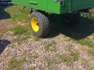 Remorcă agricolă pe o axă — miniatura 1