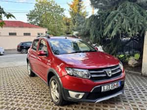 Dacia Sandero Stepway 1.5 dCi Diesel Euro 5 An Fab 2015 — miniatura 9