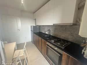 2 camere decomandat,mobilat,centrala, Trapezului,metrou 1 Decembrie — miniatura 2