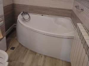 Inchiriez apartament 2 camere in Zona Industriala — miniatura 3