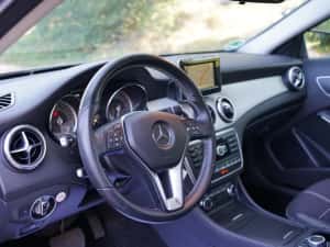 Mercedes GLA 250 2.0i 210 cp 4-Matic Automata 7G-Tronic Euro6 Fara Accidente Garanție KmReali — miniatura 8