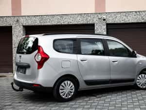 Dacia Lodgy 1.5 Diesel~Navigație~Senzori parcare~ Euro 5 — miniatura 4