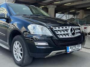 Mercedes-Benz ML 300, 2011, 8.650 EUR — miniatura 3