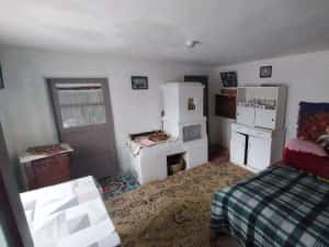 Casa modesta cu teren generos, zona Magura, — miniatura 6
